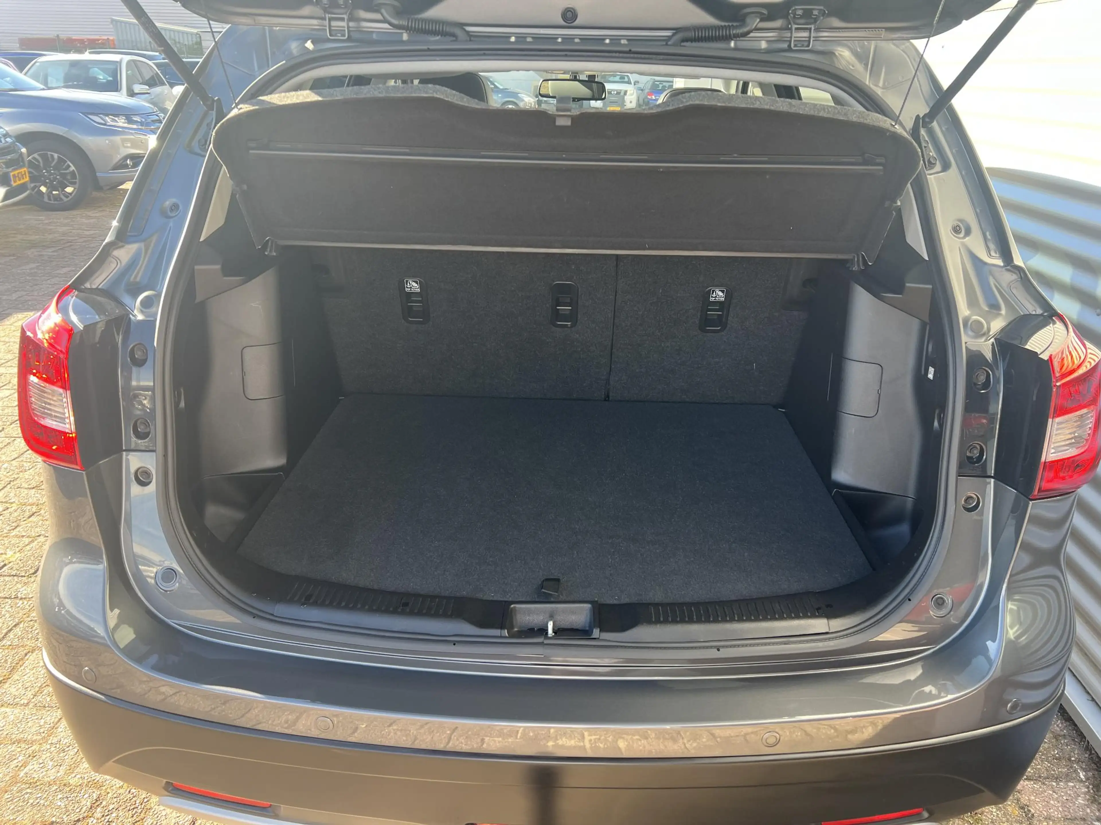 Suzuki S-Cross 1.4 Boosterjet Style Smart Hybrid — photo 5