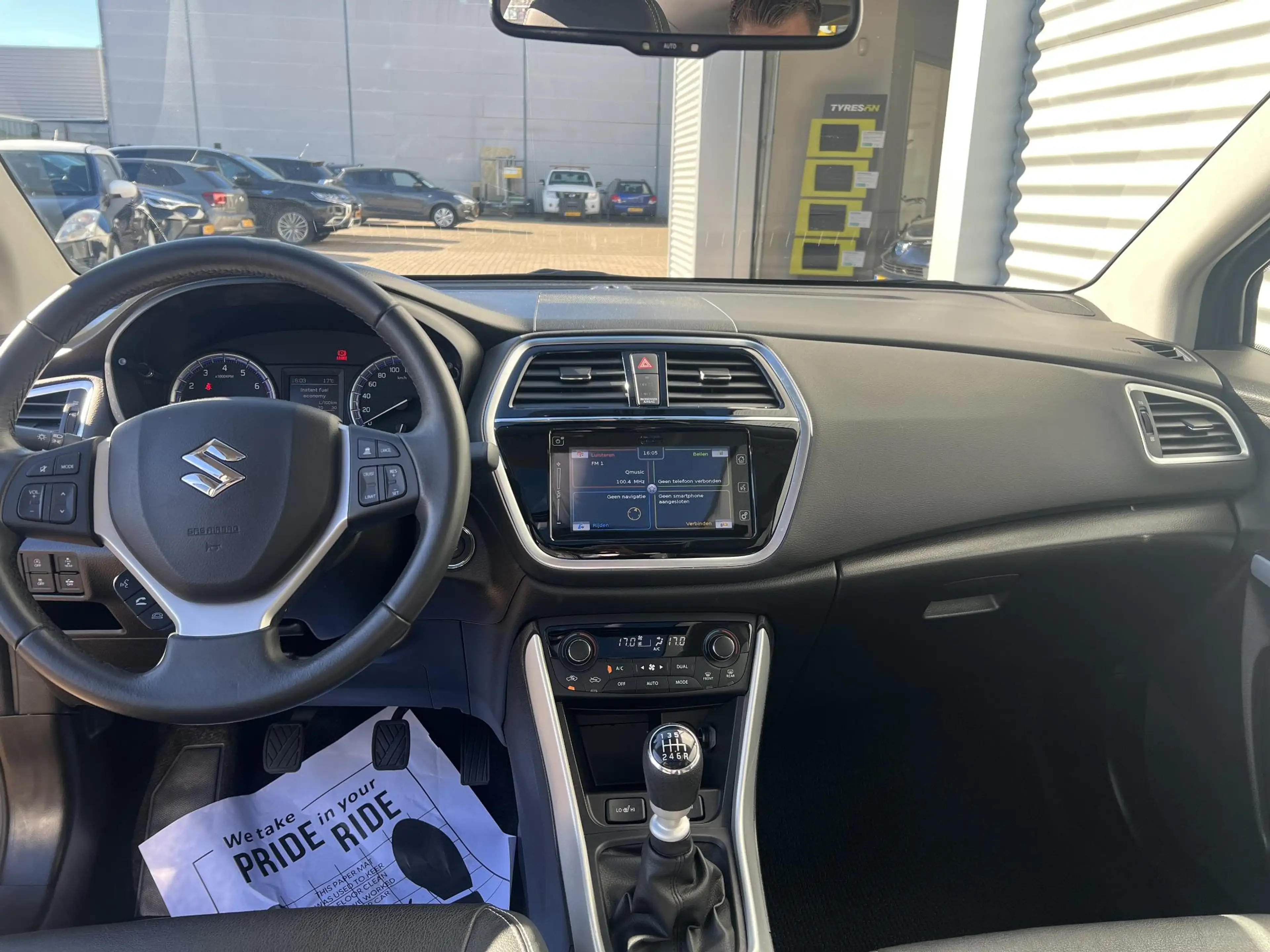 Suzuki S-Cross 1.4 Boosterjet Style Smart Hybrid — photo 11