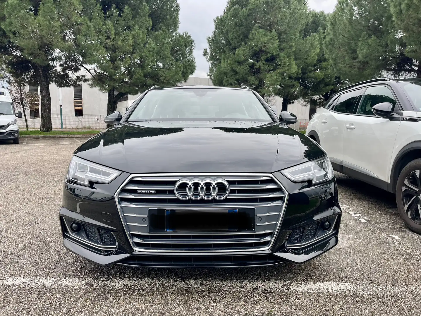 Audi A4 Avant 2.0 tdi S Line quattro 190cv s-tronic - 1
