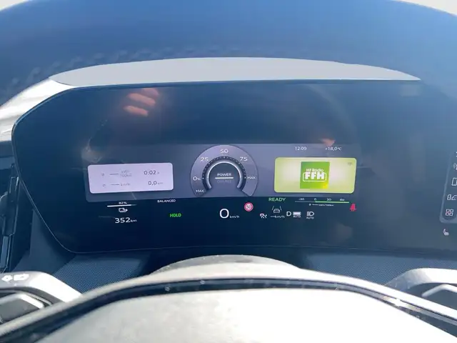 Audi Q4 E-Tron view 10