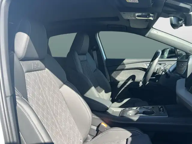 Audi Q4 E-Tron view 15