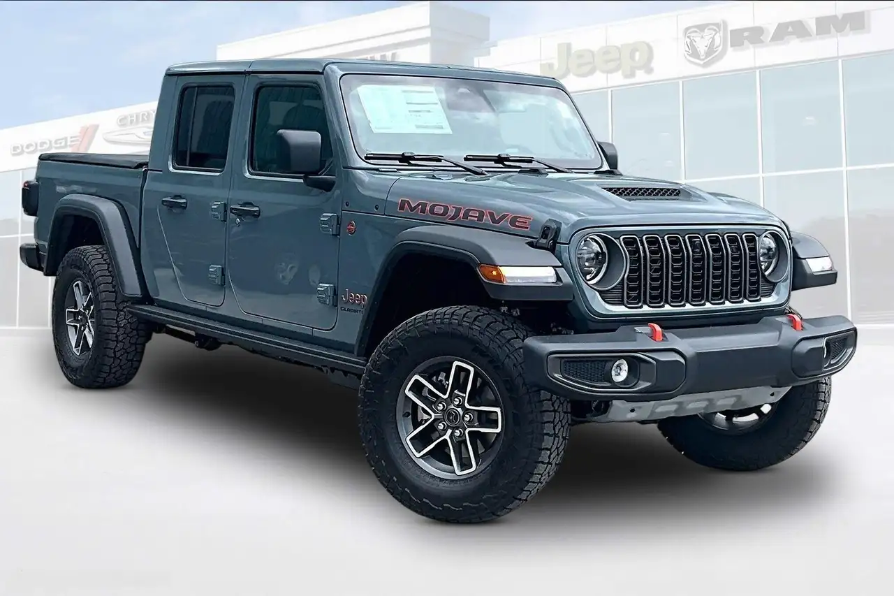 Jeep Gladiator photo Jeep Gladiator