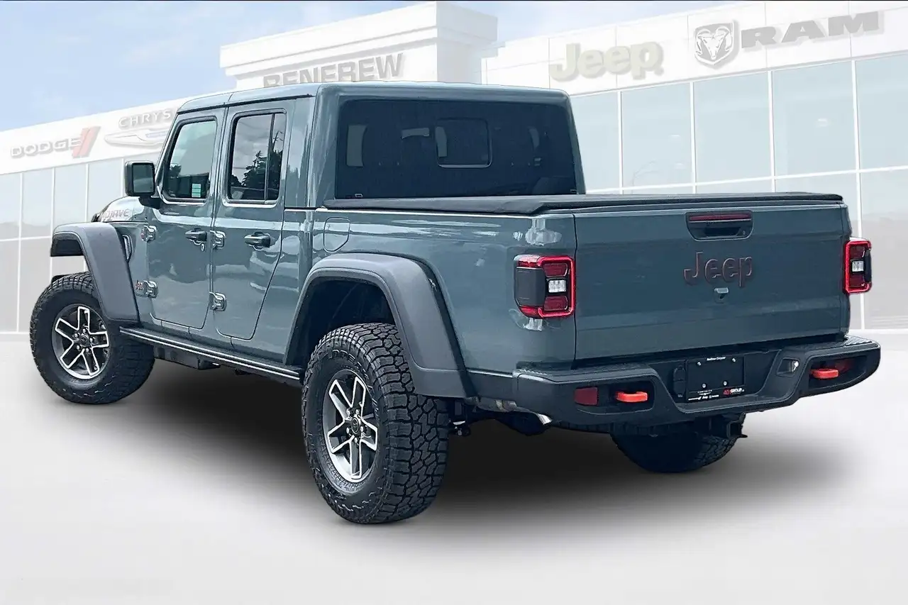 Jeep Gladiator photo Jeep Gladiator