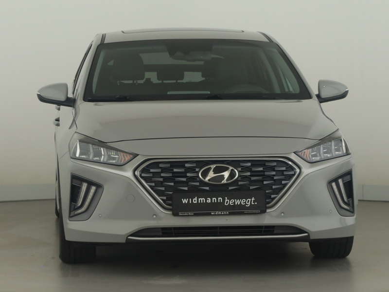 Hyundai IONIQ 1.6 GDI Prime-Paket Plug-In 2xKlima 4xSHZ — photo 3