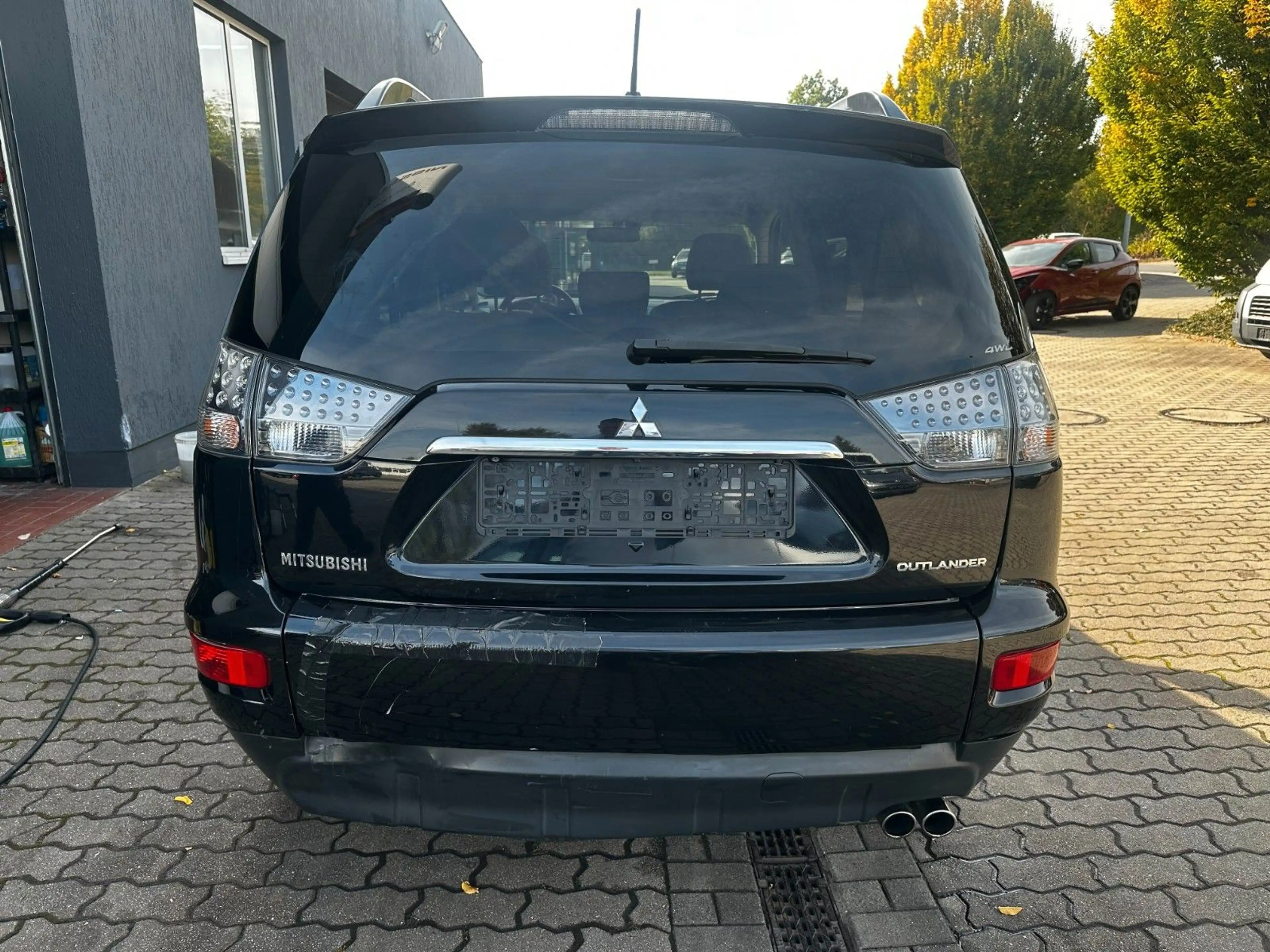 Mitsubishi Outlander Instyle 4WD,Allrad,Leder, Automatik, — photo 5