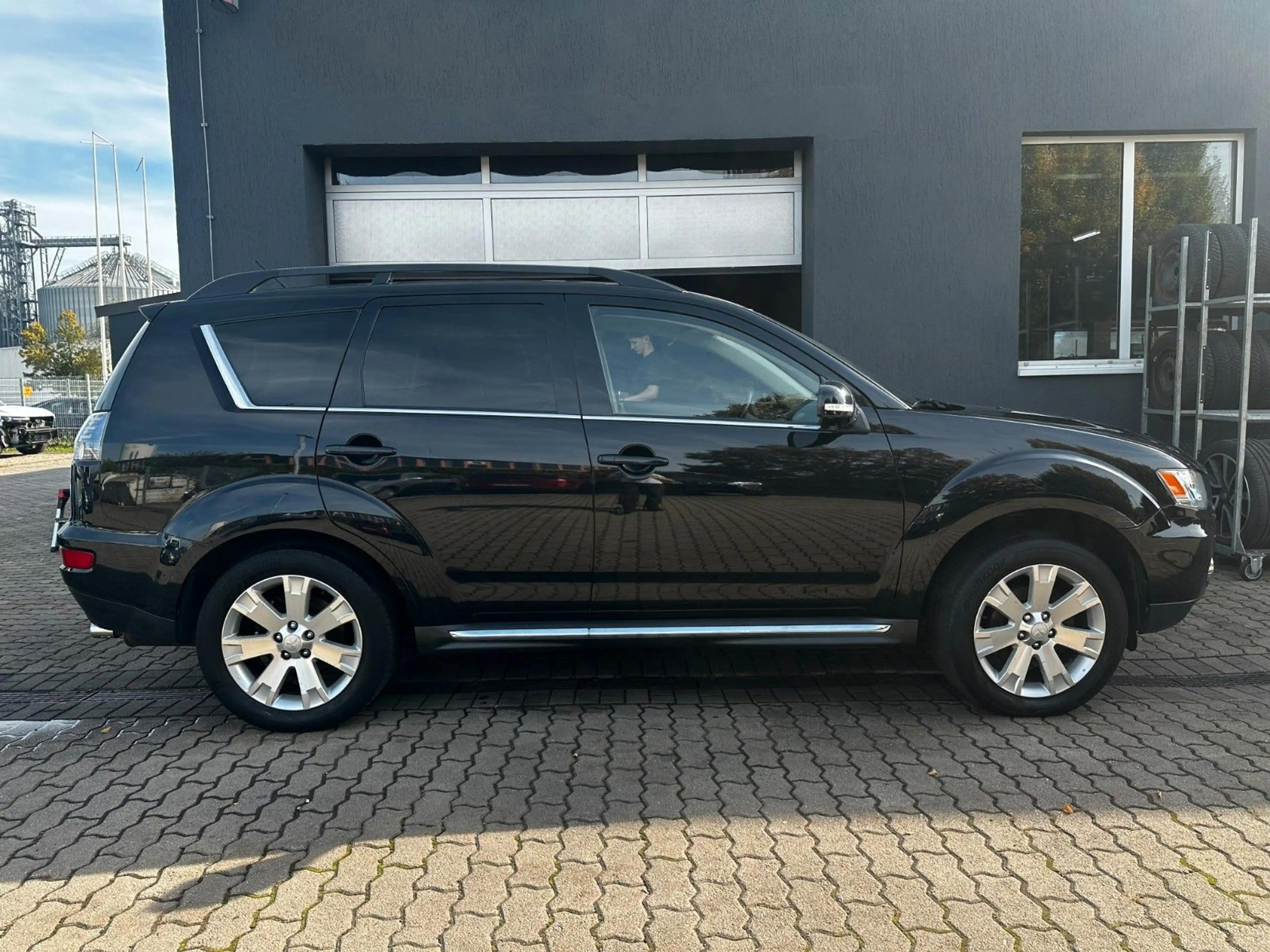 Mitsubishi Outlander Instyle 4WD,Allrad,Leder, Automatik, — photo 7