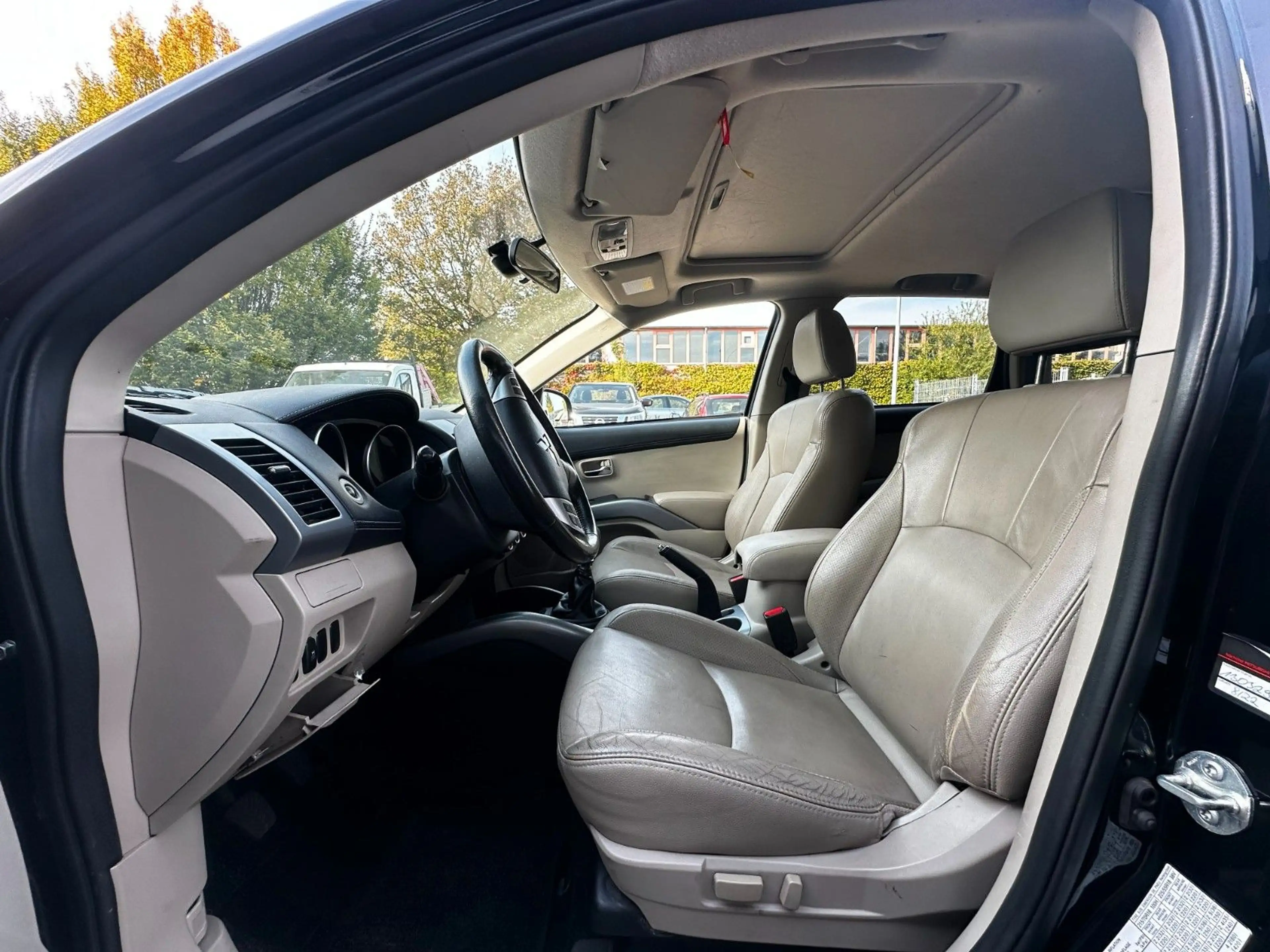 Mitsubishi Outlander Instyle 4WD,Allrad,Leder, Automatik, — photo 10