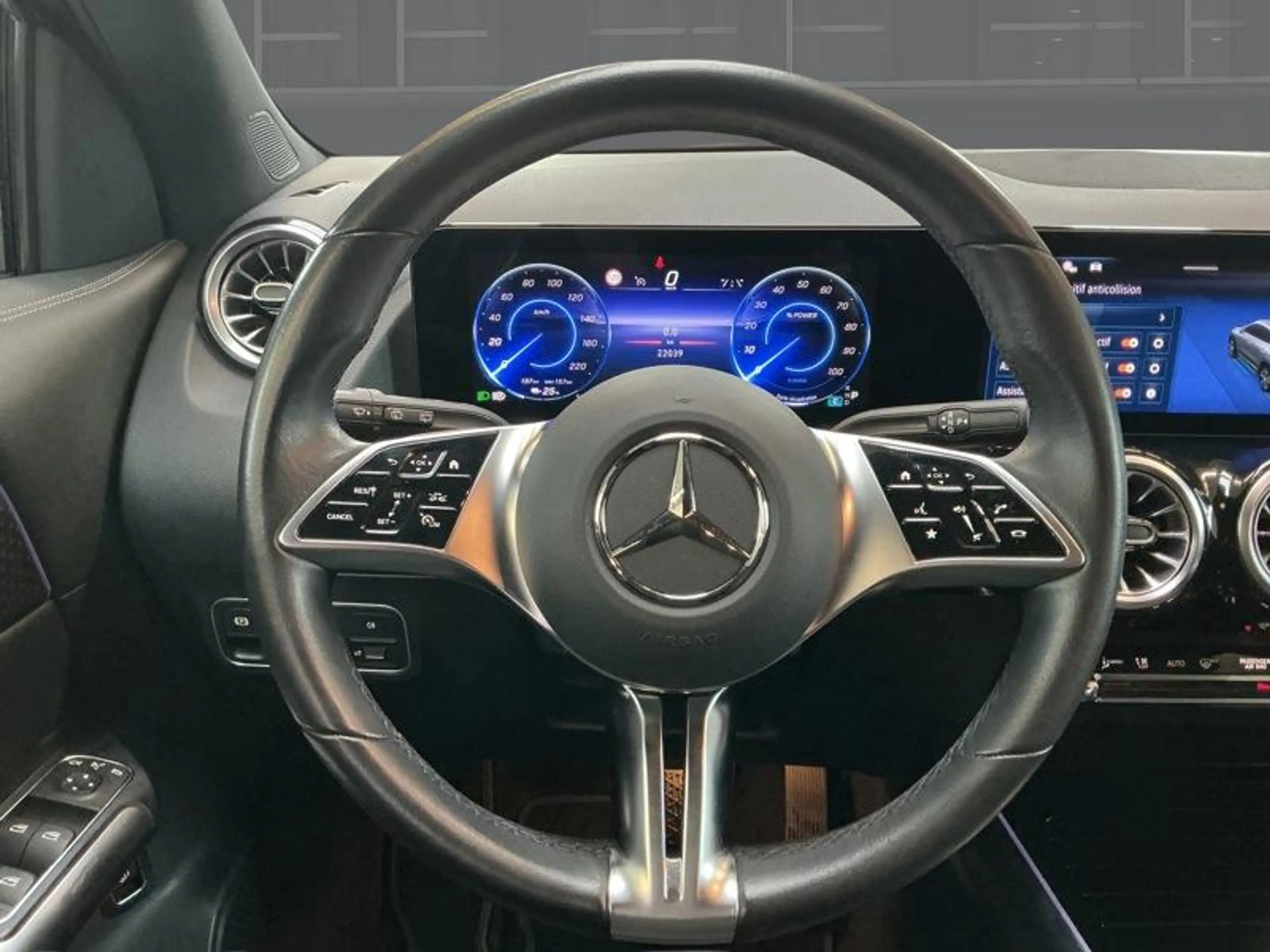 Mercedes-Benz EQA 250 + Business Line — photo 6