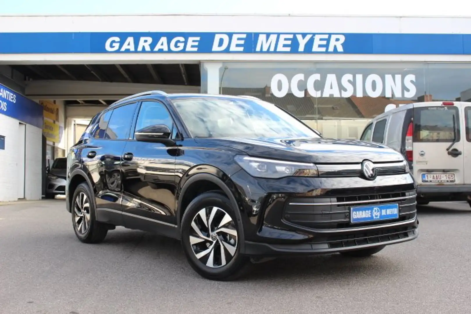 Volkswagen Tiguan 1.5 eTSI mHEV ACT Elegance OPF DSG Negro - 1
