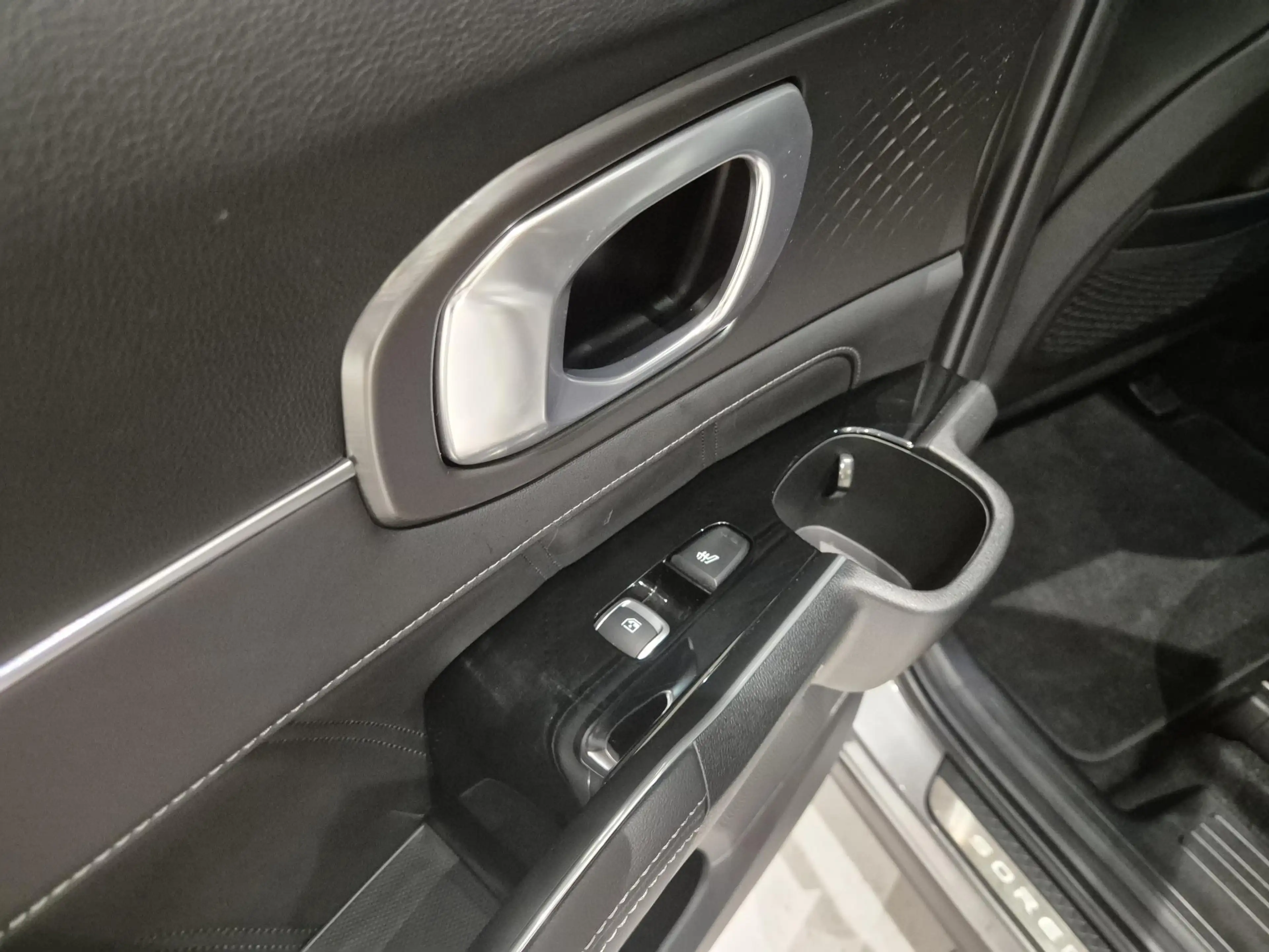 Kia Sorento 1.6 T-GDI Plug-in Hybrid 4WD Edition 7p. | Trekhaa — photo 34