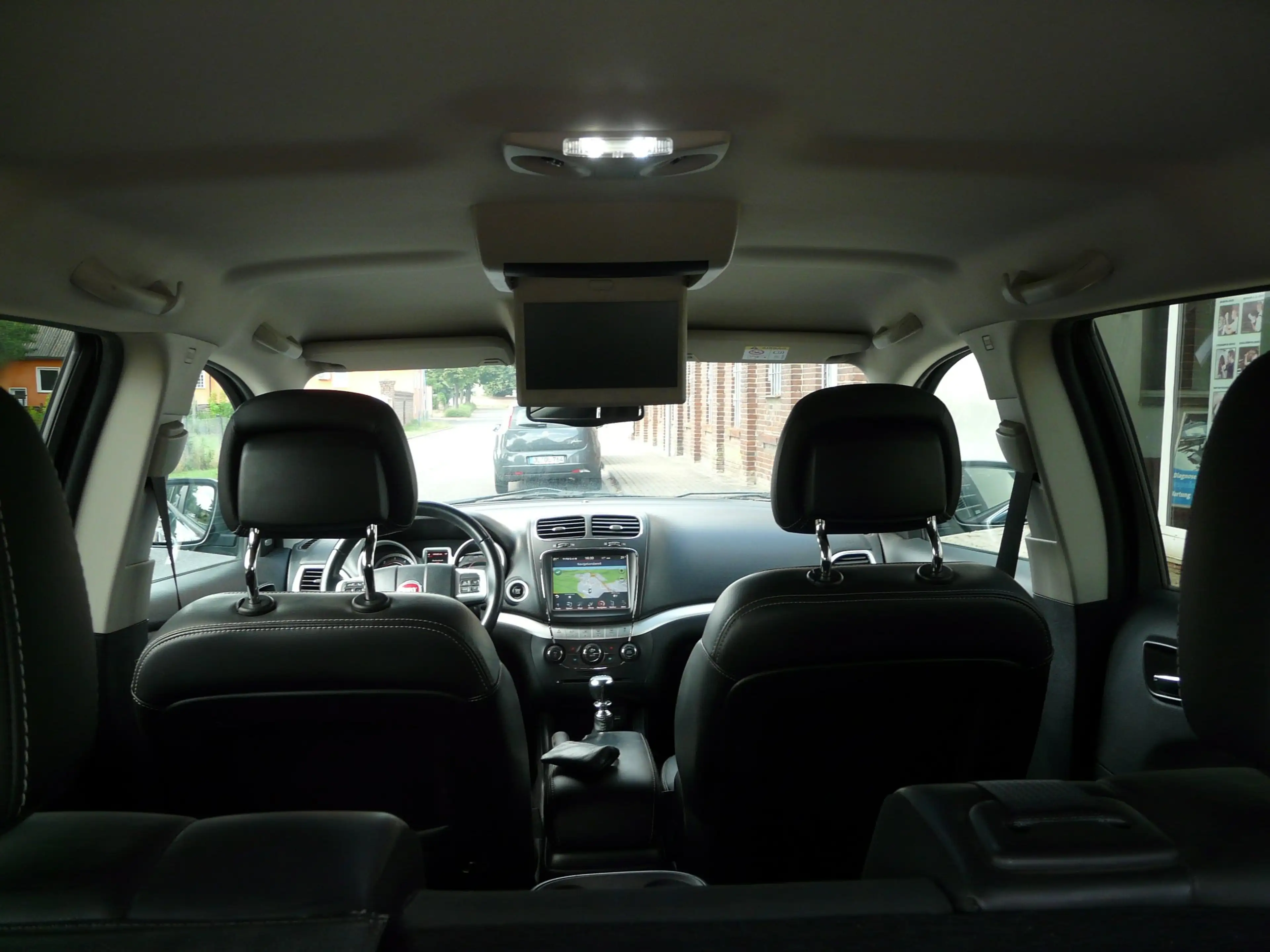 Fiat Freemont Lounge DVD SHZ WR AHK Standhzg — photo 12