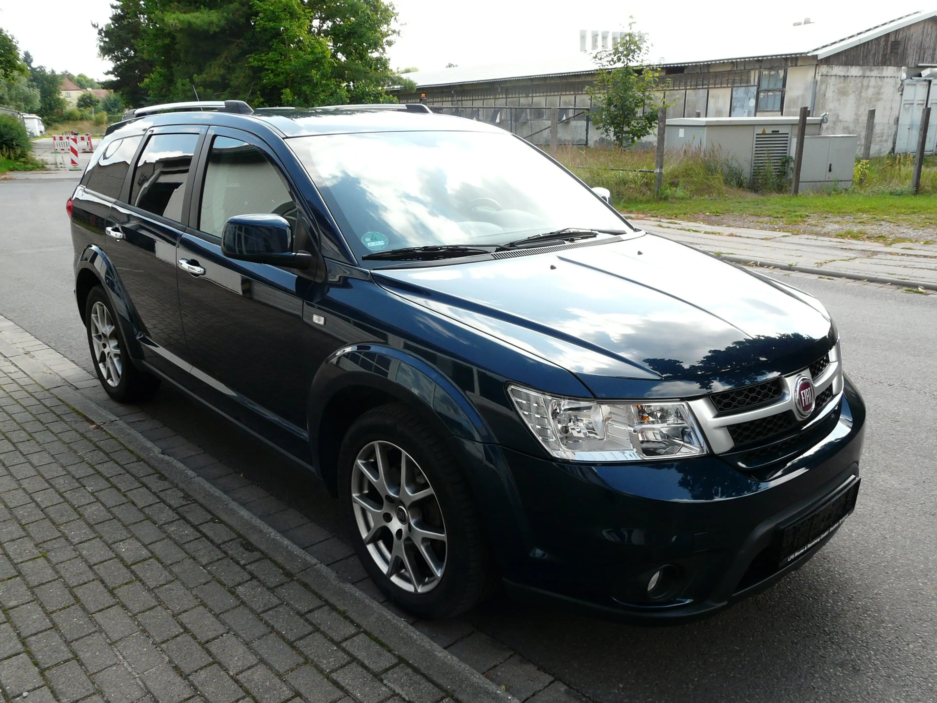 Fiat Freemont Lounge DVD SHZ WR AHK Standhzg — photo 7