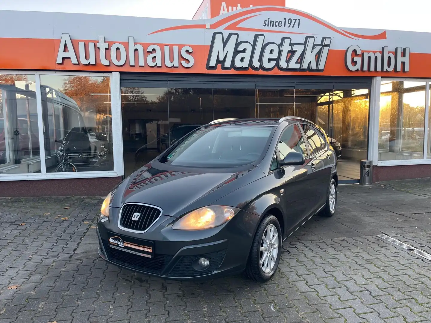 SEAT Altea XL 1.4 TSI Style*Tempomat*Klima*AHK* Gris - 1
