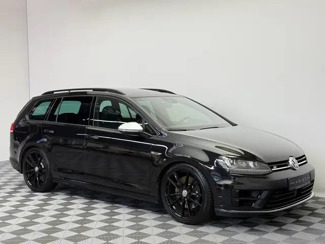 Volkswagen Golf view 5