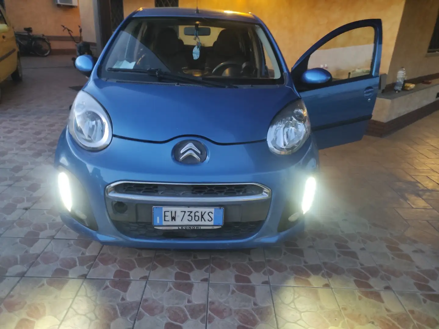 Citroen C1 5p 1.0-euro5b whatsapp 3292890531 - 1