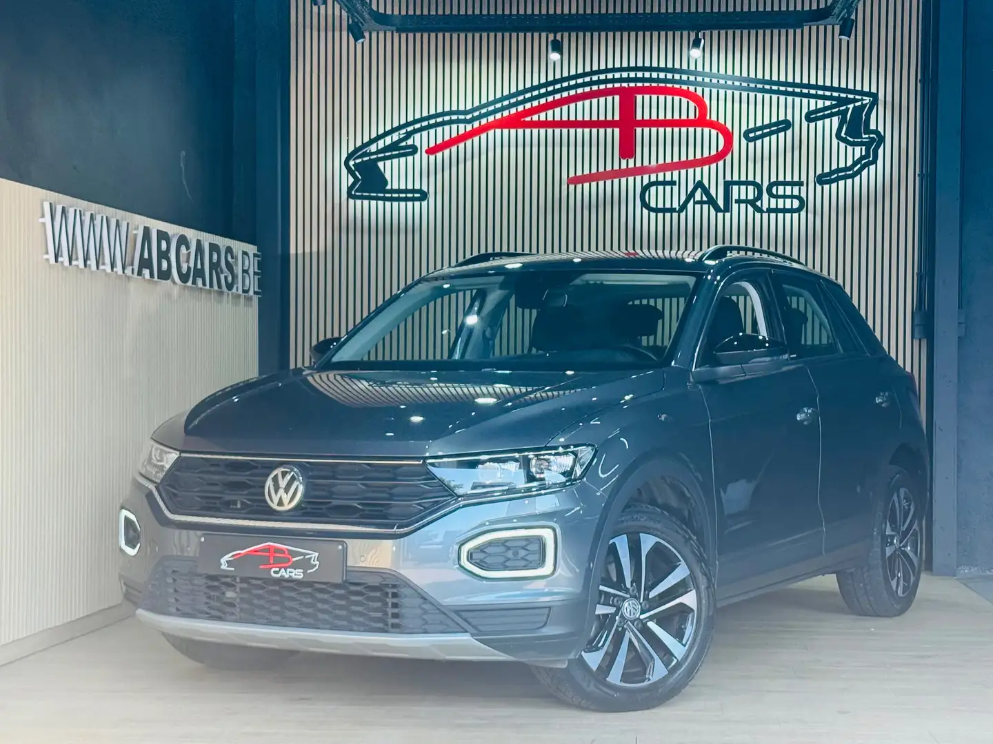 Volkswagen T-Roc 1.0 TSI IQ.Drive * GARANTIE 12 MOIS * 1ER PROP * Gris - 1
