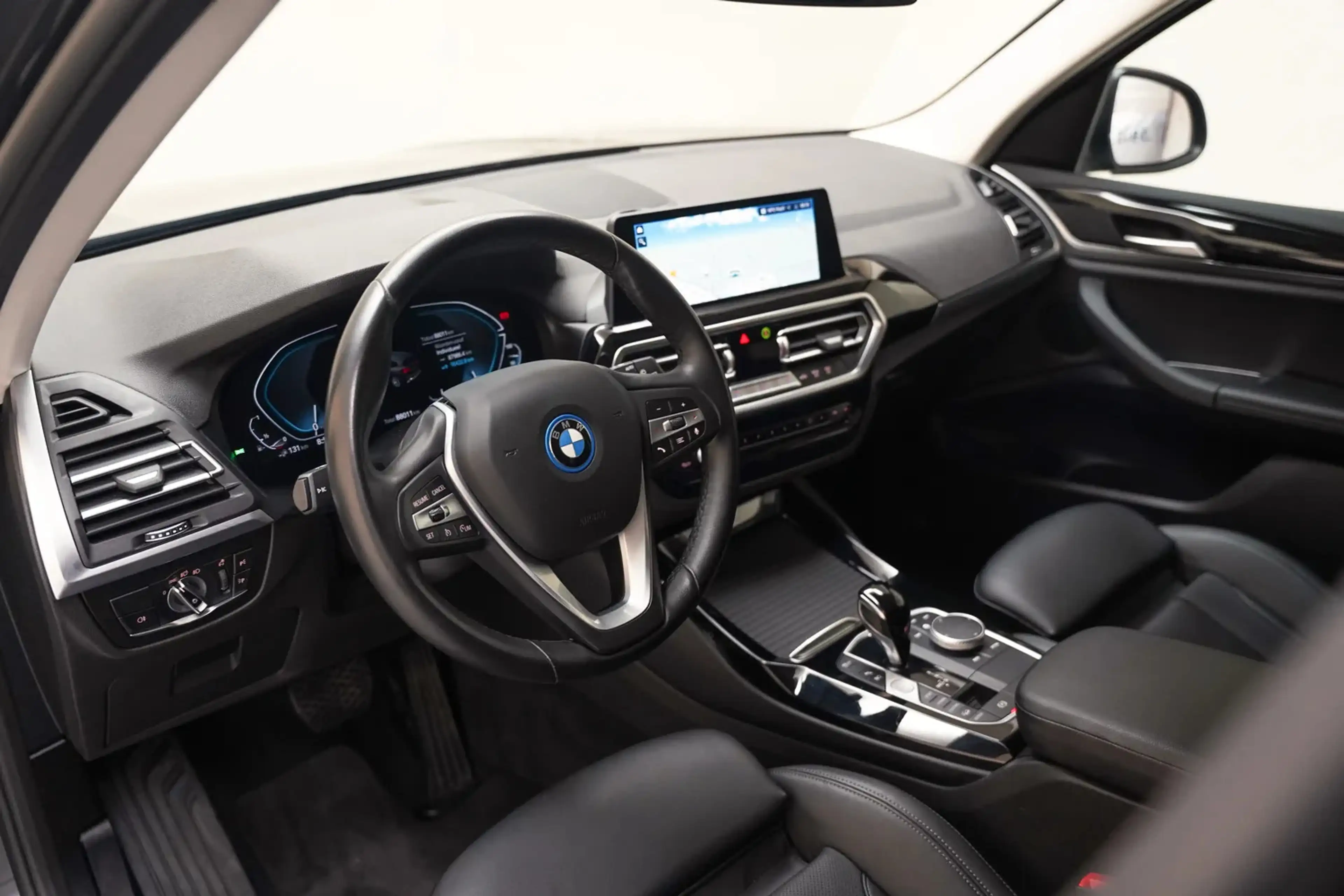 BMW X3 xDrive 30e Business Edition Facelift Aut. [ Panora — photo 15