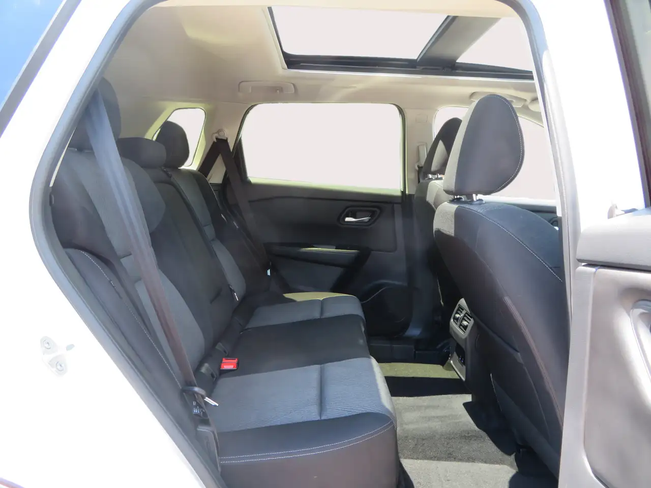Nissan Rogue photo Nissan Rogue