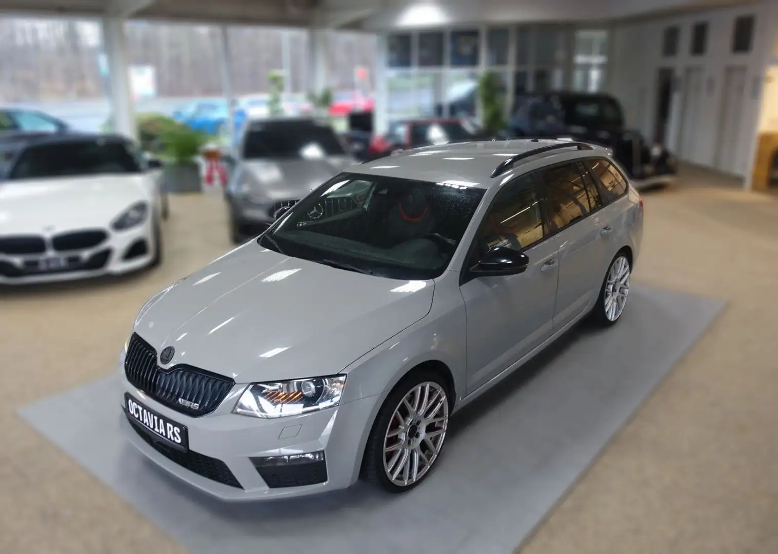Skoda Octavia Combi RS DSG; NAV LEDER ACC LAN Canton Gris - 1