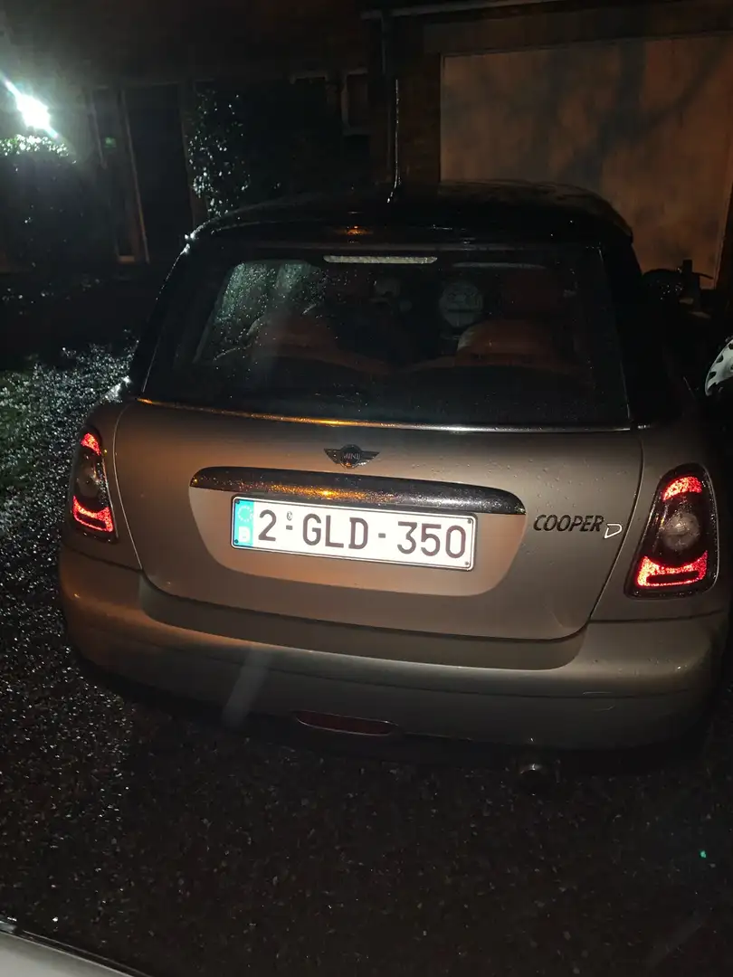 MINI Cooper D 1.6 D cuir airco interieur luxe - 2