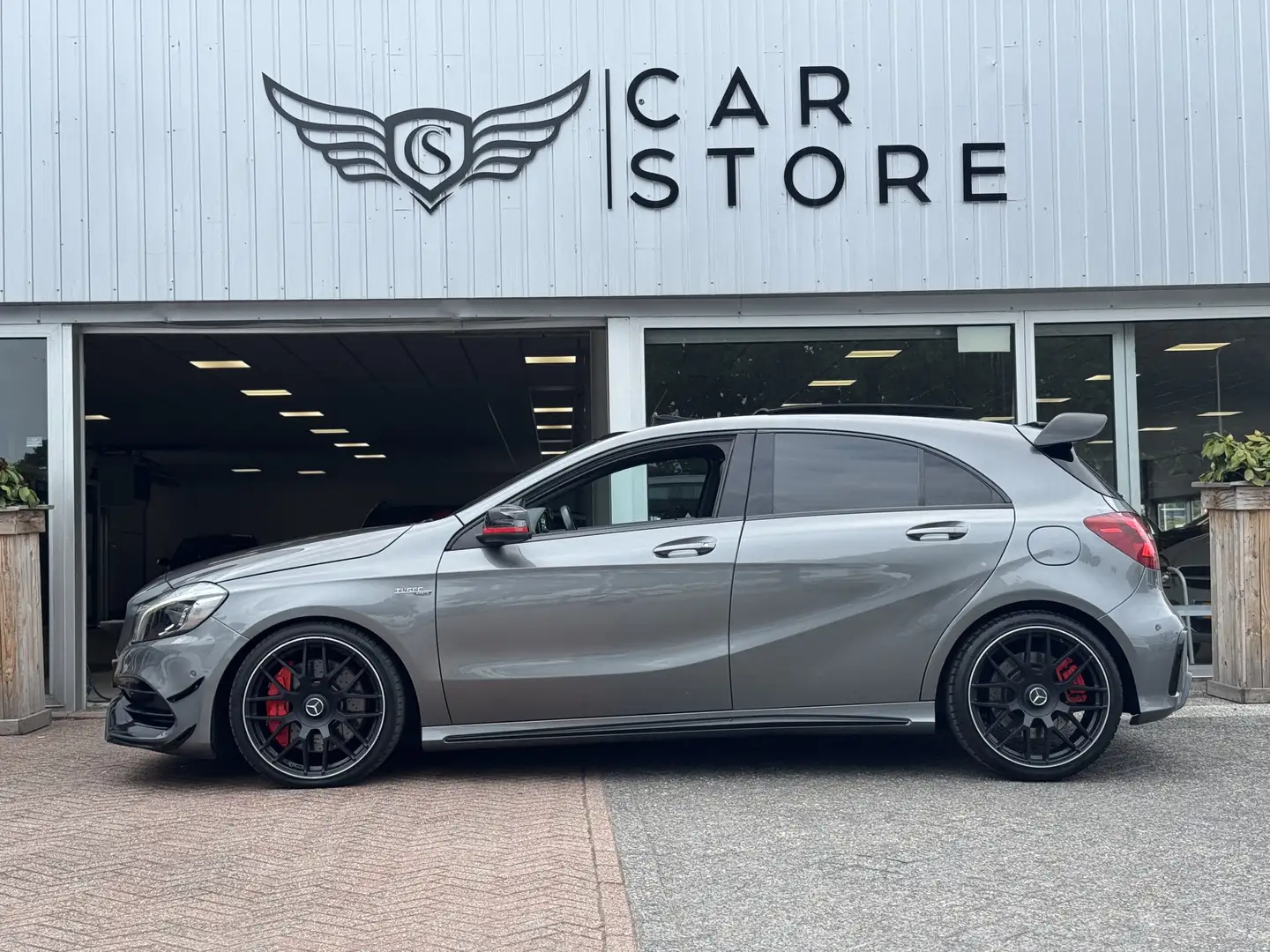 Mercedes-Benz A 45 AMG 4MATIC 380PK|PANO|CAMERA|ACC|HARMANKARDON/MEMORY|L Grijs - 2