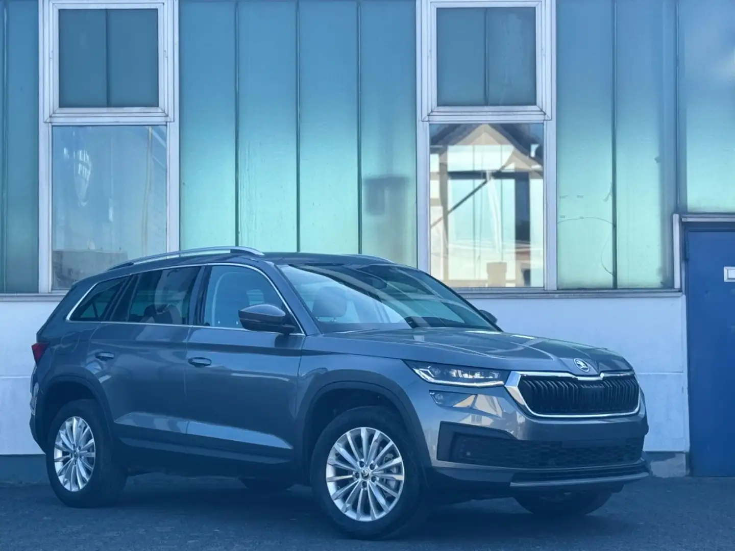 Skoda Kodiaq Ambition CarPlay KAMERA KLIMA 7 Sitze Gris - 2