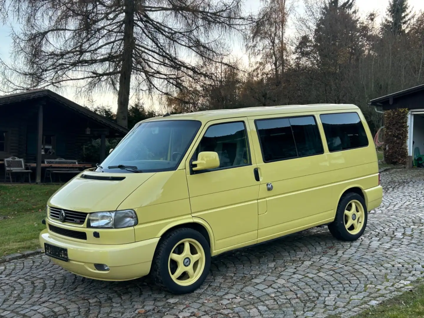 Volkswagen T4 Multivan 2.5TDI 151PS,5Gang,2Hand!! Gelb - 1