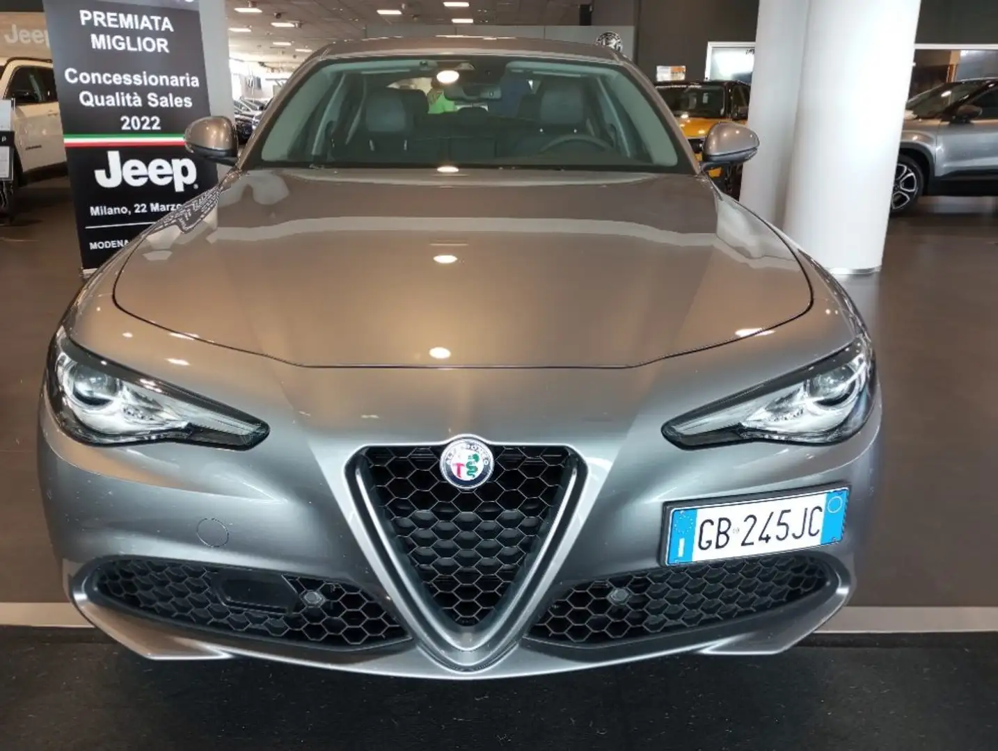 Alfa Romeo Giulia 2.2 Turbodiesel 190 CV AT8 Executive Grey - 1