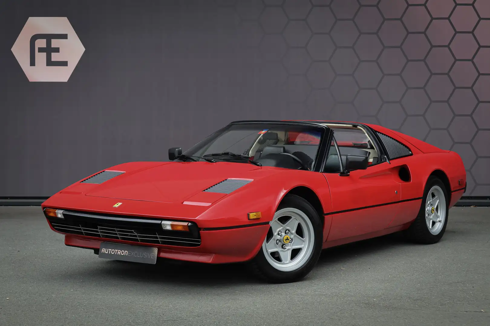 Ferrari 308 GTSi | TARGA | Rot - 1