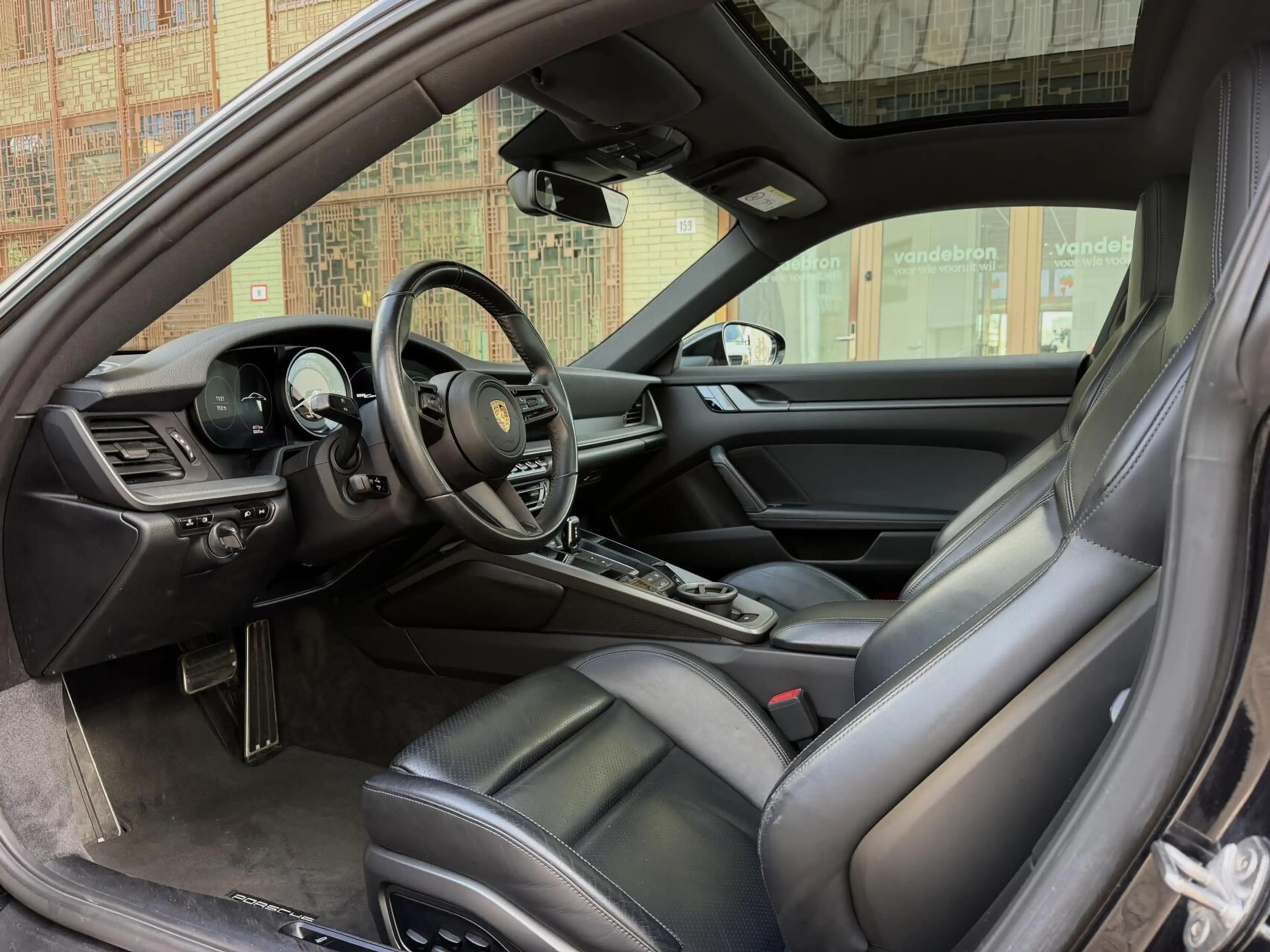 Porsche 992 3.0 Carrera S — photo 13