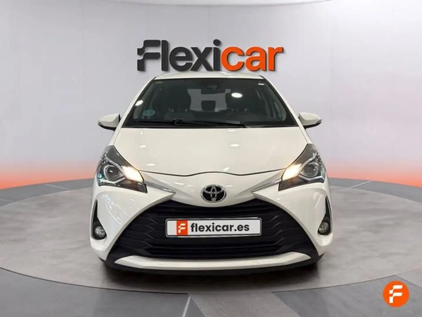 Toyota Yaris 1.5 Active Blanco - 2