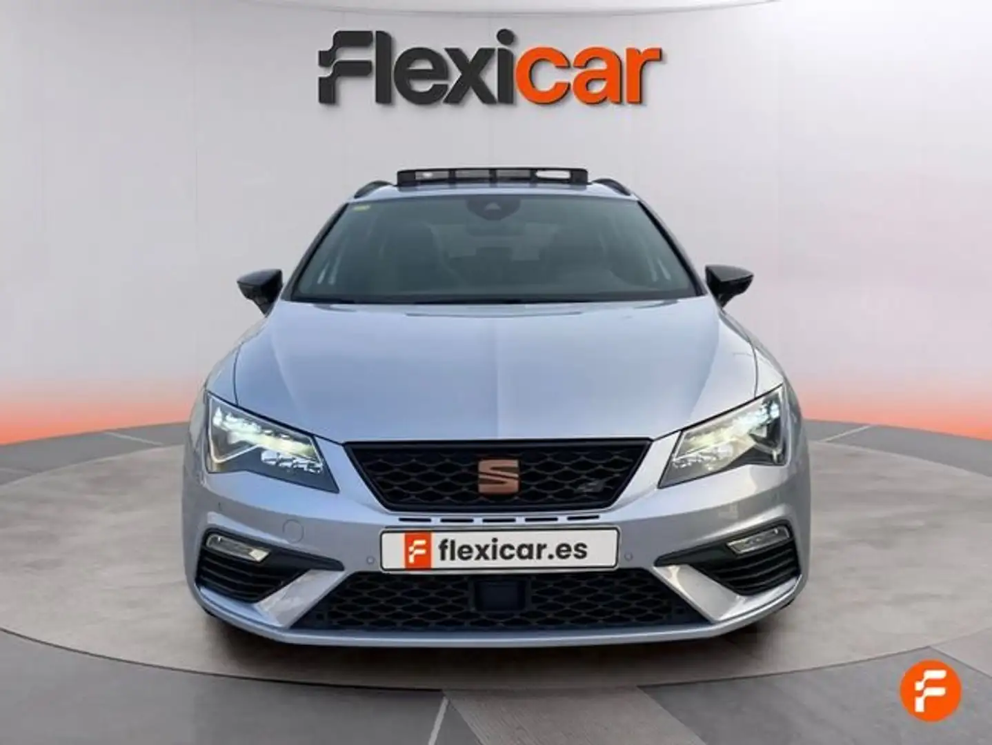 SEAT Leon ST 2.0 TSI S&S Cupra R 4Drive DSG 300 Gris - 2