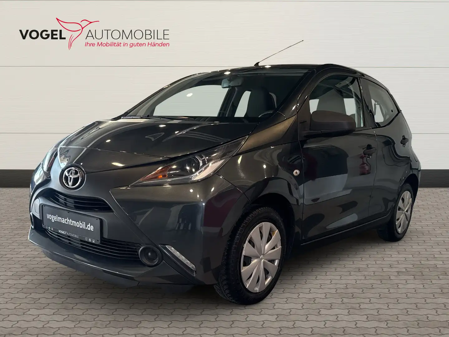 Toyota Aygo 1.0 x Gris - 1