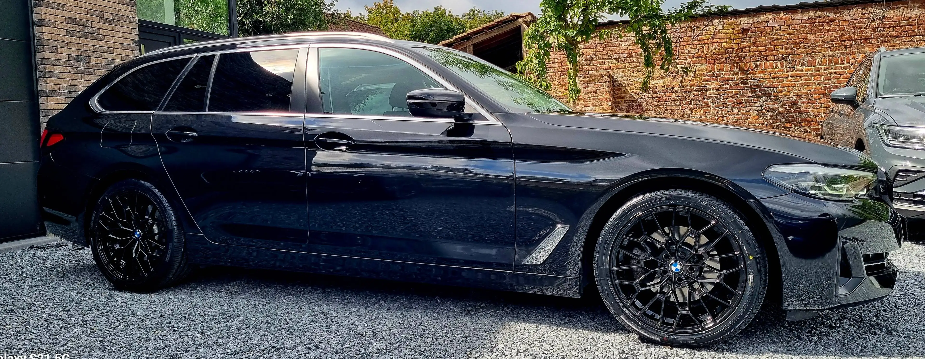 BMW 518 Touring 518 dA MHEV — photo 6
