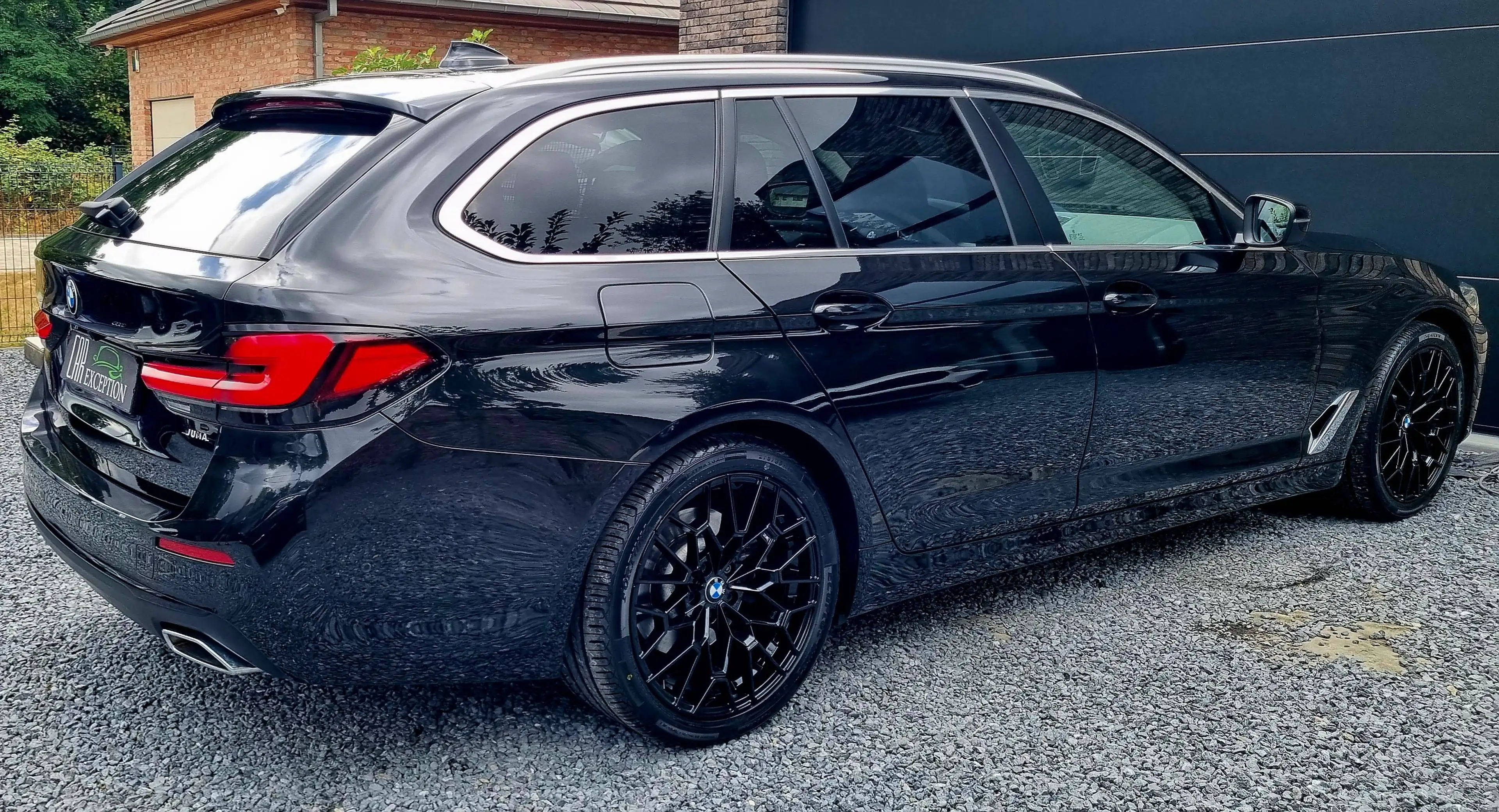 BMW 518 Touring 518 dA MHEV — photo 11