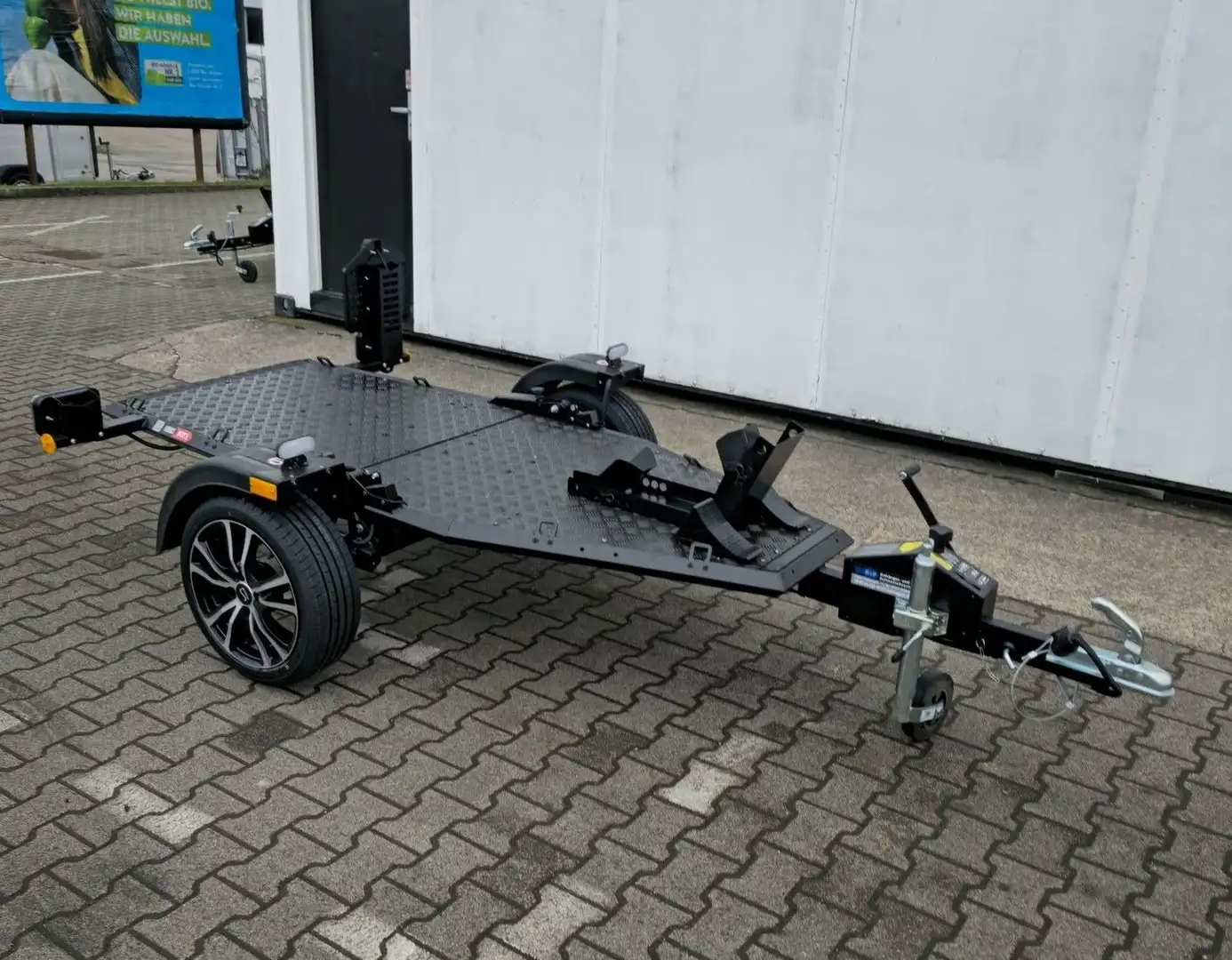 Autres MT-1 BLACK Motorradanhänger 750 kg absenkbar - 2