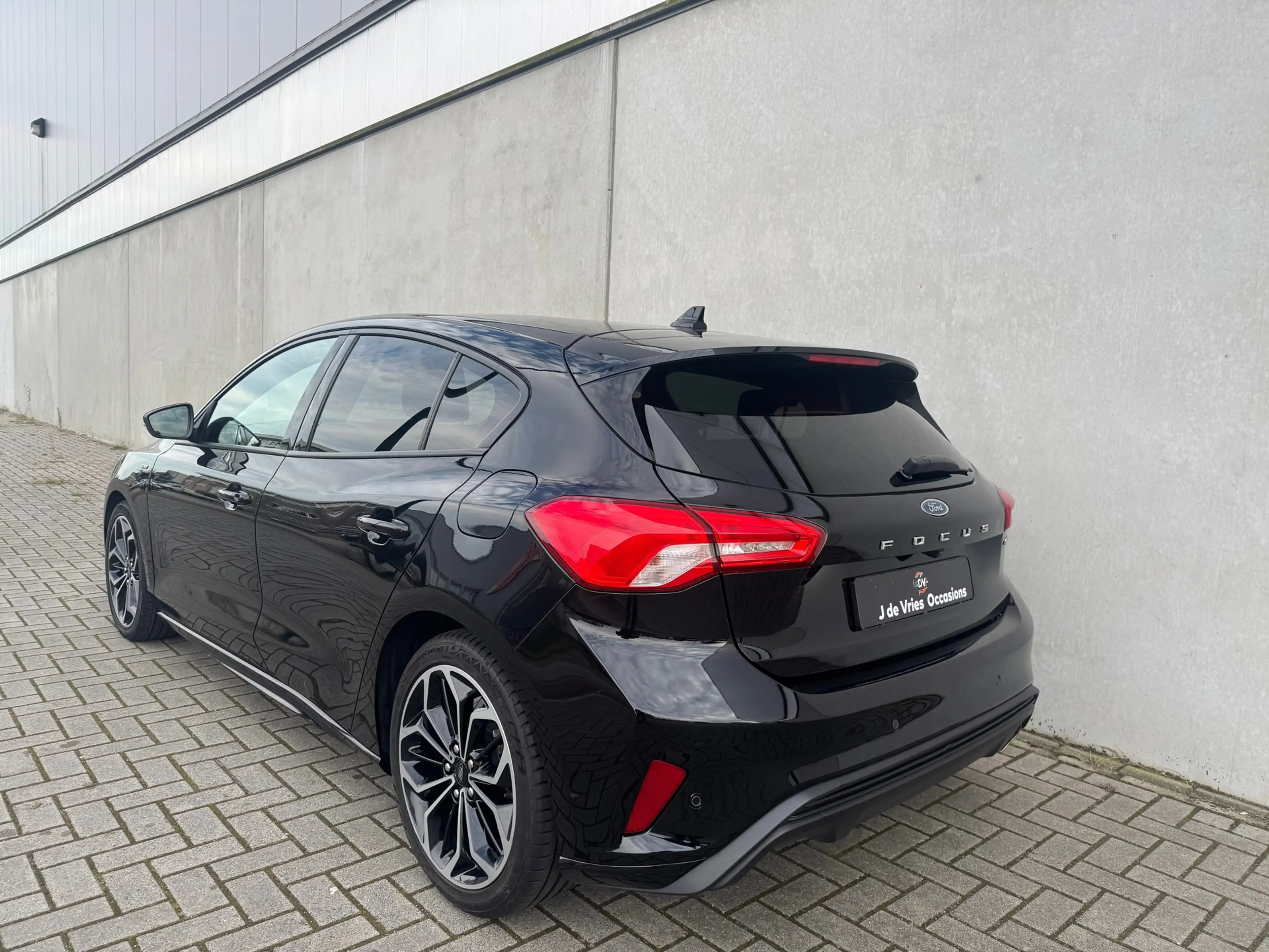 Ford Focus 1.0 EcoBoost ST Line Business NAV CRUISE 18 INCH C — photo 30