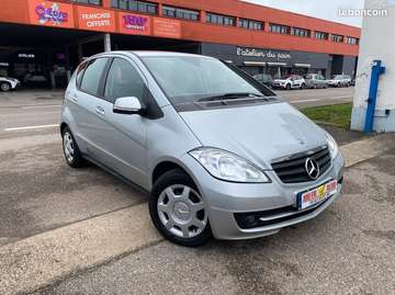 Mercedes II (2) 150 95 CH CLASSIC CONTACT 5P