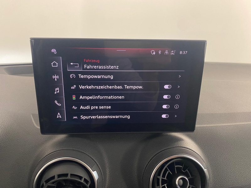 Audi Q2 30 1.0 TFSI S Line OPF LED*NAVI 85 kW (116 PS),... — photo 14