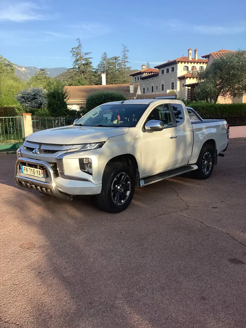 Mitsubishi L200 CLUB CAB 2.2 DI-D 150 AS&G 4WD INSTYLE - 1