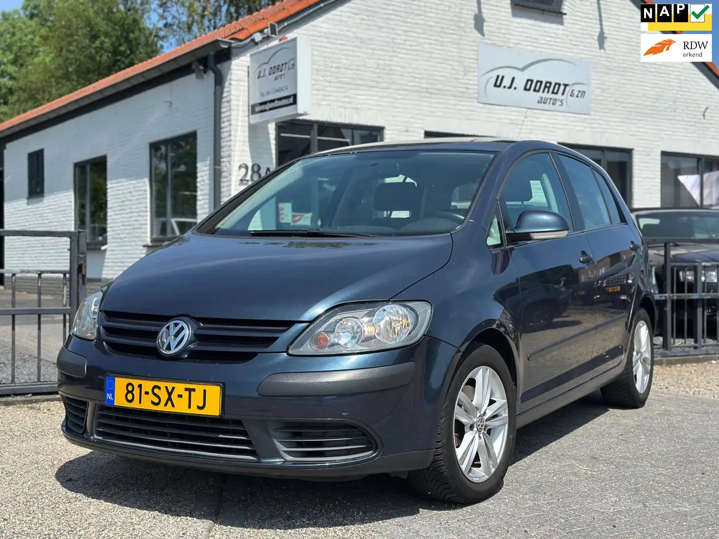 Volkswagen Golf Plus 1.6 FSI Comfortline Business clima|netjes! Grijs - 1