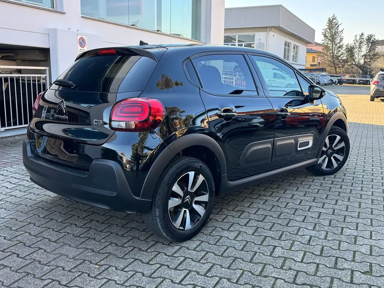 Citroen C3 1.2 PureTech 110cv Max S&S 4