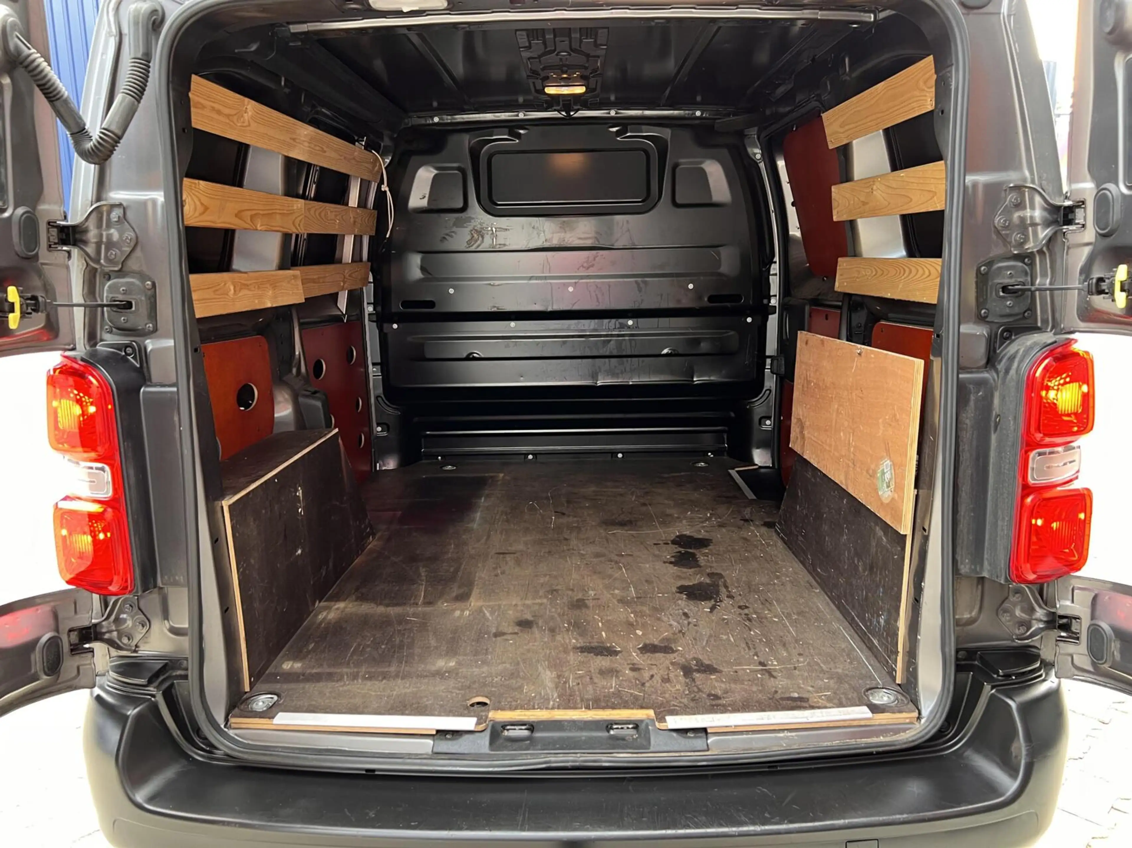 Toyota Proace Compact 1.6 D-4D *Leder* Navi, Trekhaak, NAP, — photo 9