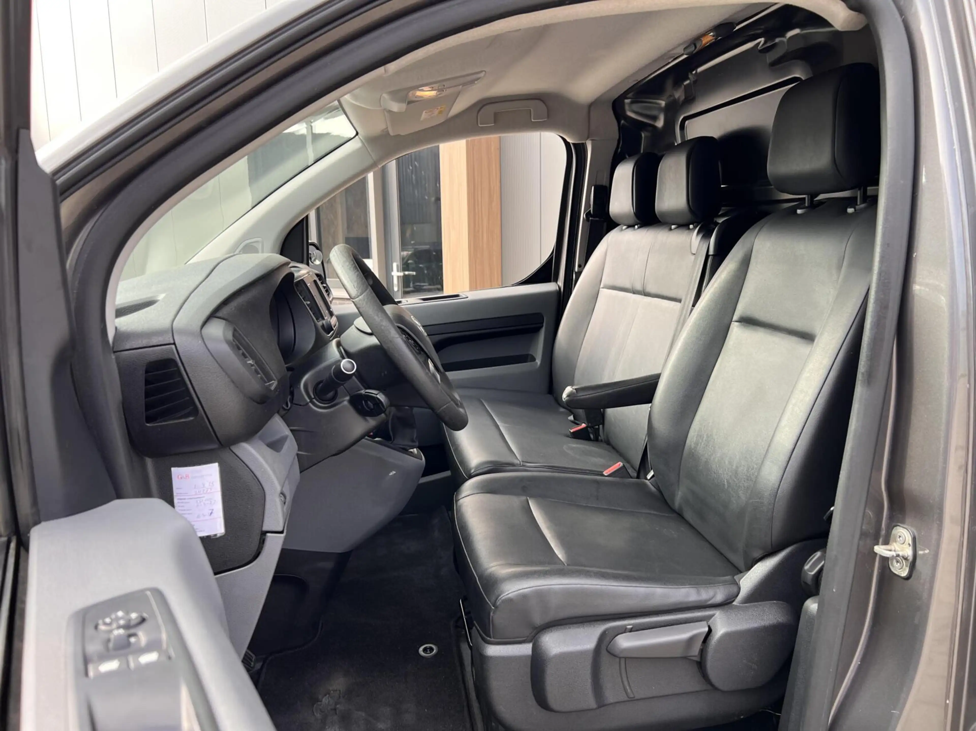 Toyota Proace Compact 1.6 D-4D *Leder* Navi, Trekhaak, NAP, — photo 3