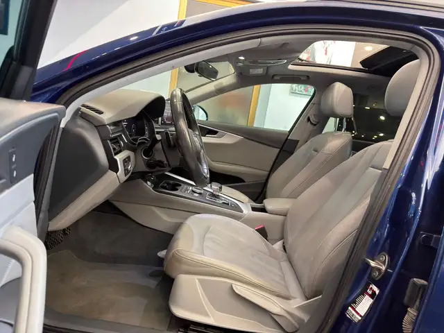 Audi A4 view 10
