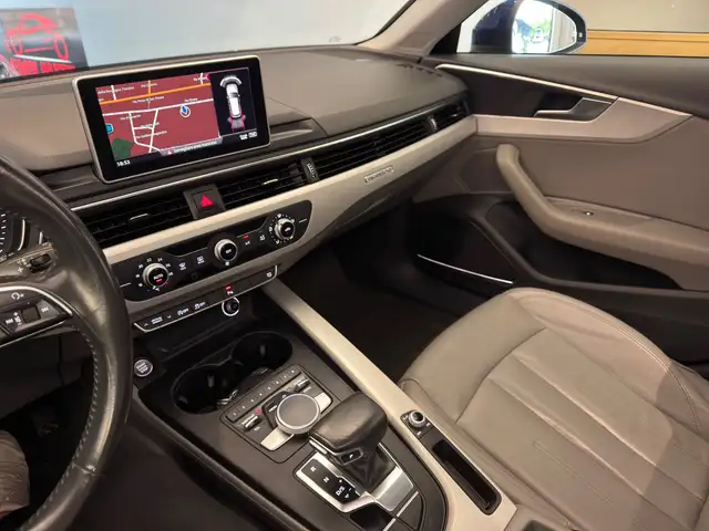Audi A4 view 8