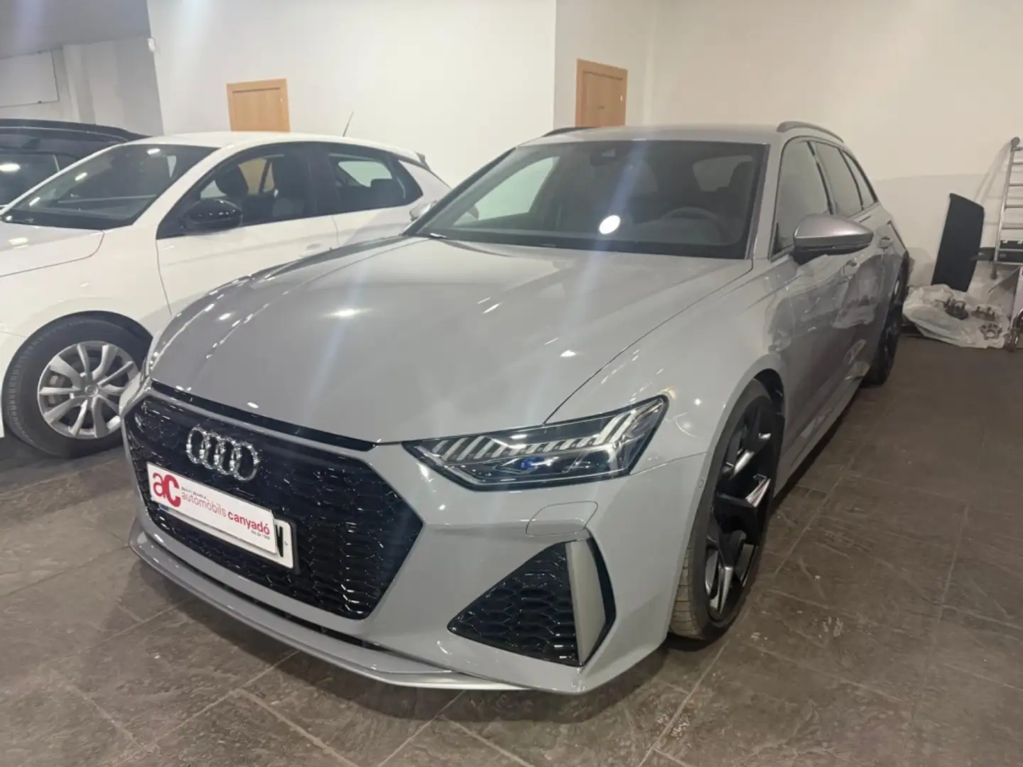 Audi RS6 Avant Performance 463kW Gris - 1