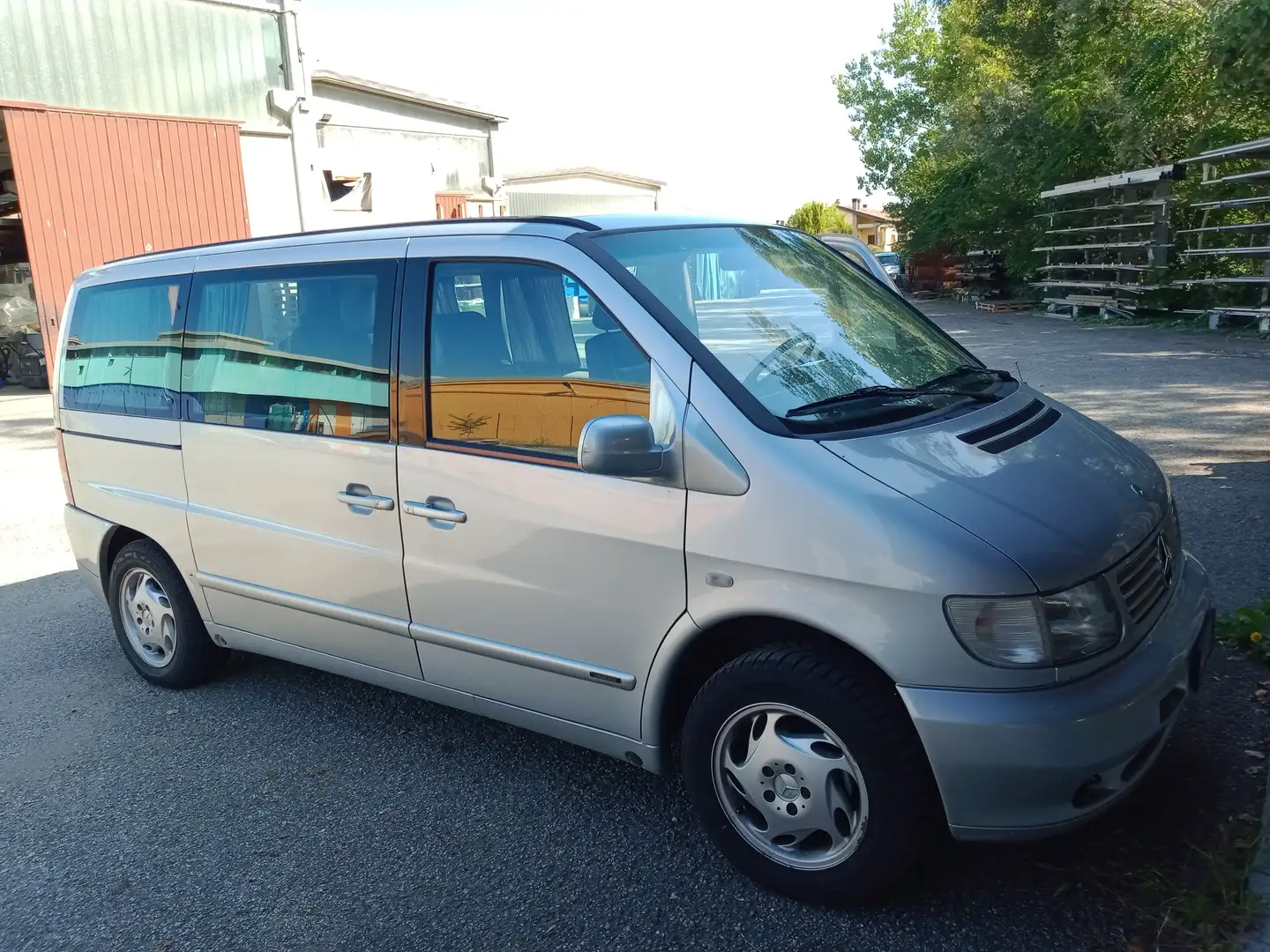 Mercedes-Benz V Classe V - W638220 cdi Ambiente Blu/Azzurro - 1