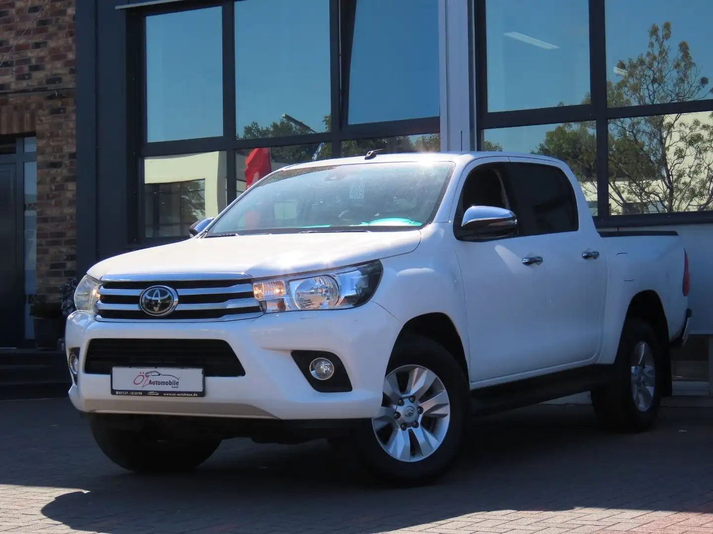 Toyota Hilux 2.4 D-4D-F Double Cab 4x4 Euro 6 Blanc - 2