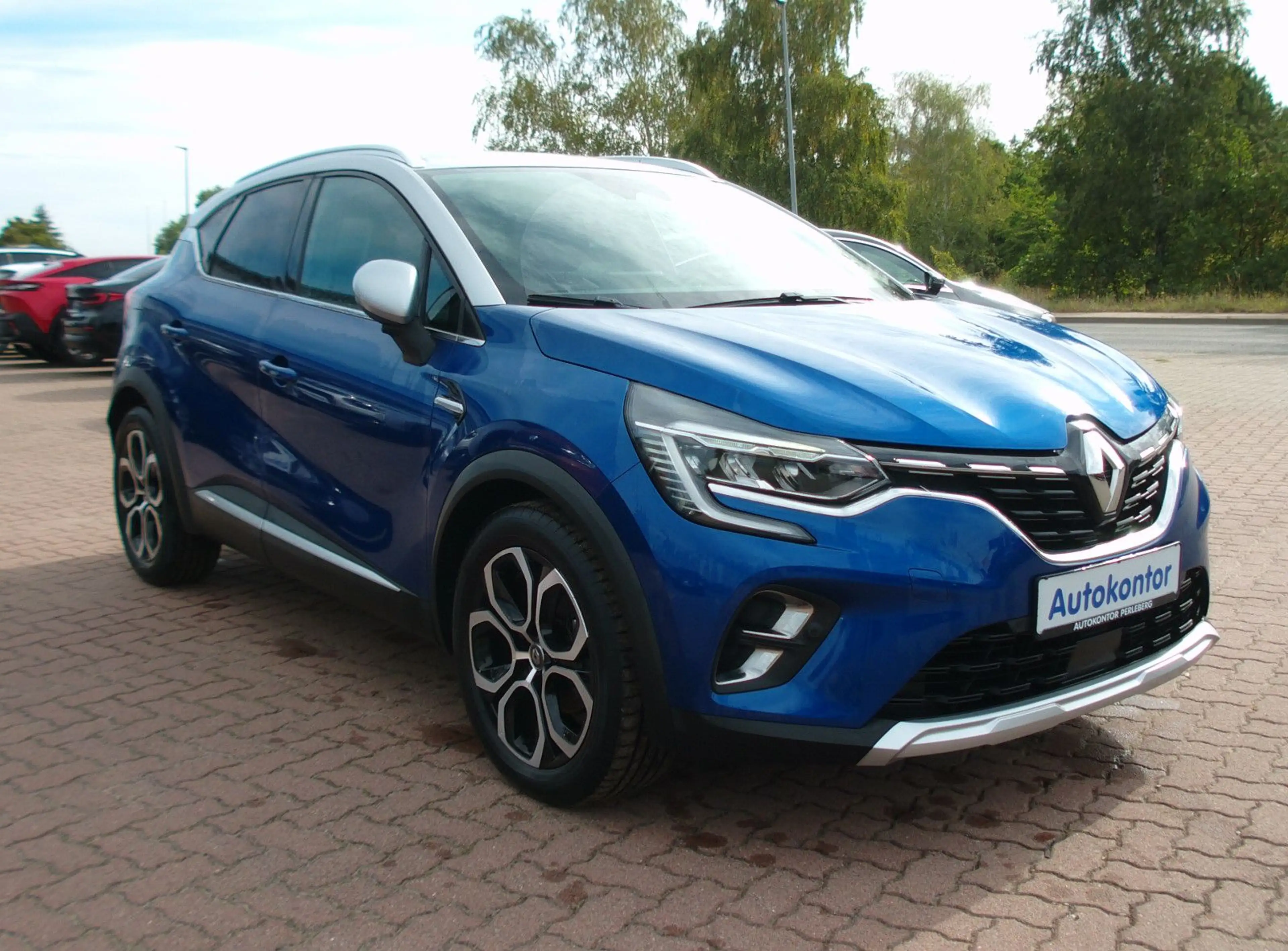 Renault Captur II Edition One.Bose.Teilleder.LED.1.Hand — photo 3